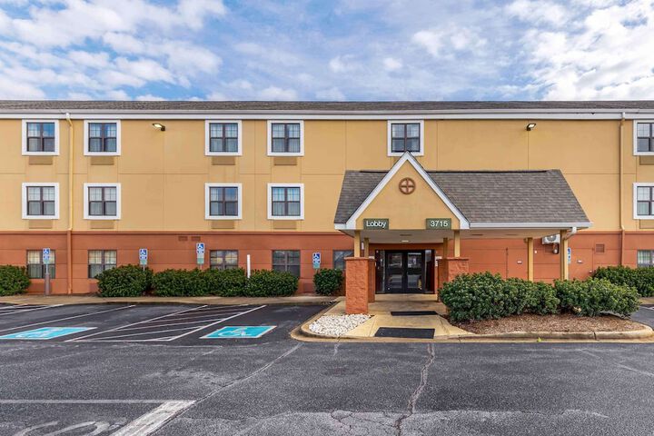 Hotel 2 of 24