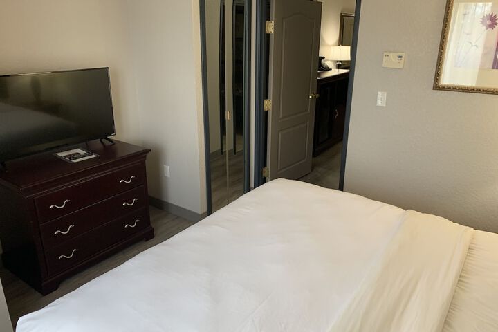 Room 22 of 54