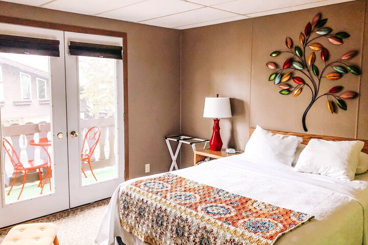 Room 89 of 170
