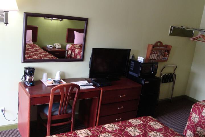 Room 12 of 42