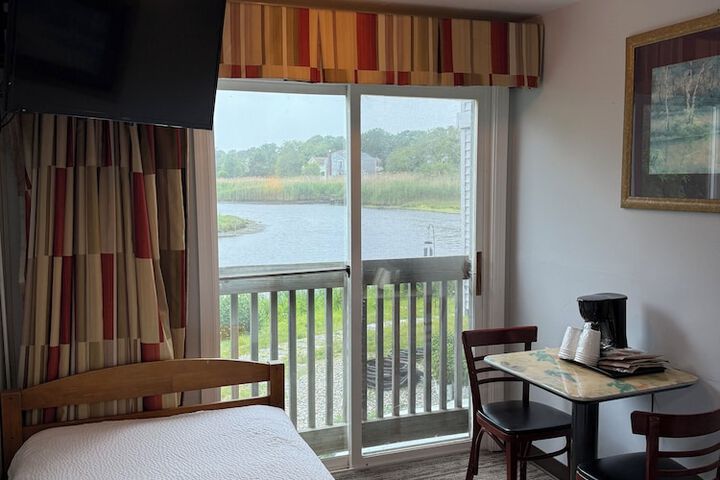 Cape Sands Inn