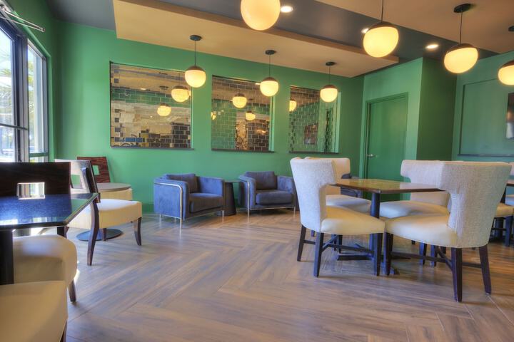 Hotel Alice at Atlantic Beach
