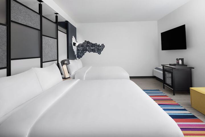 Room 14 of 38