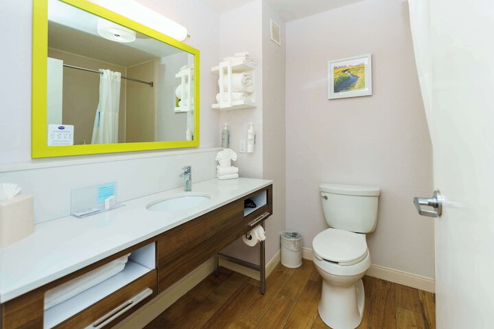 Room 14 of 26