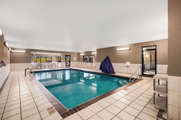 Pool 5 of 40