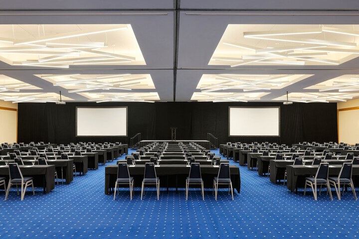 Sheraton Vancouver Wall Centre