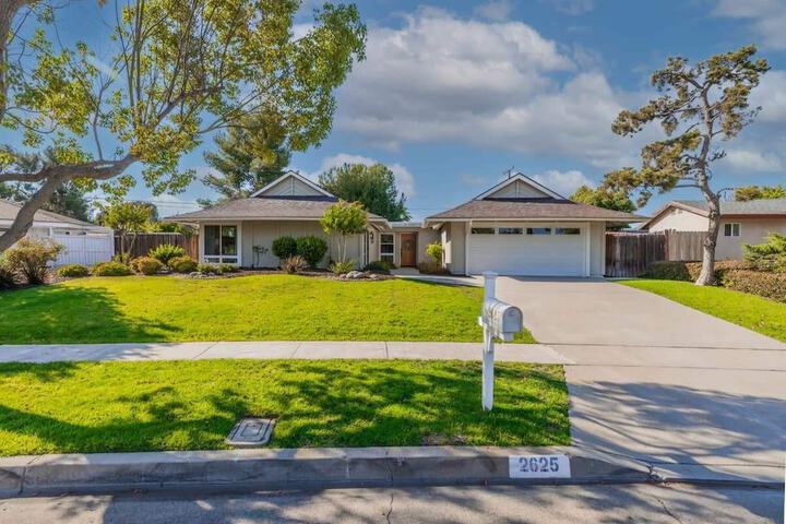 at Marbella Lane - Cozy Modern Home w / Relaxing Design & Pool