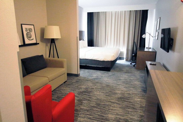 Country Inn & Suites by Radisson Council Bluffs, IA