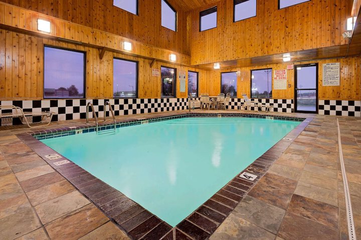 Pool 3 of 24