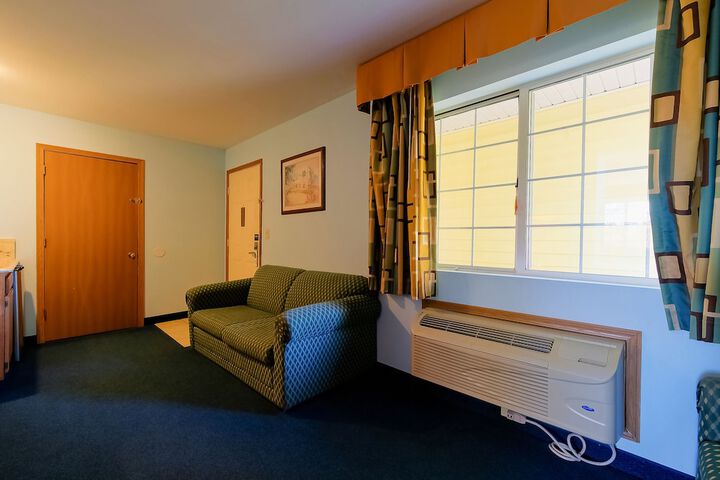 Room 30 of 111