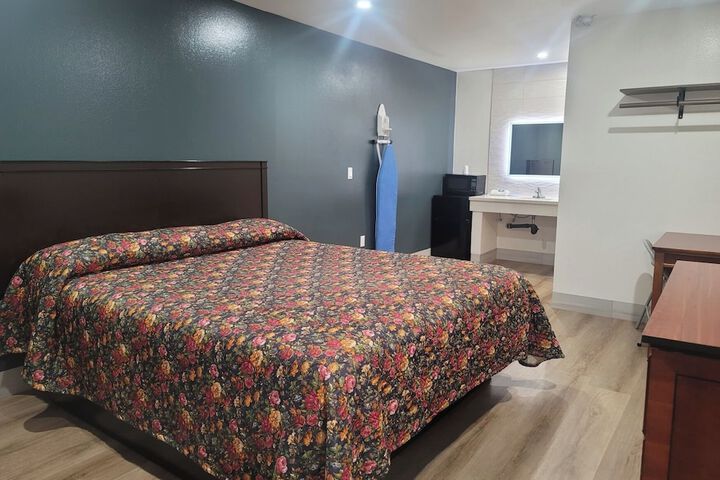 Room 58 of 89