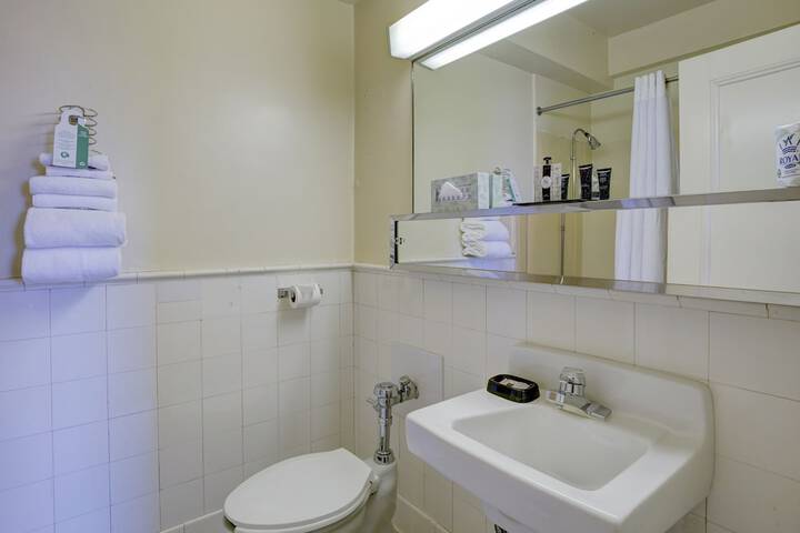 Room 40 of 57