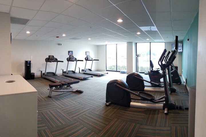 Holiday Inn Express & Suites Miami - Hialeah by IHG