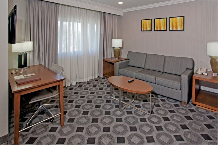 Room 33 of 63