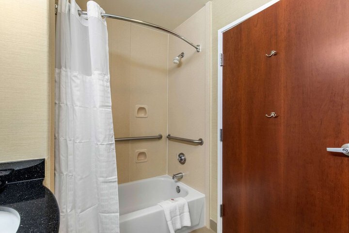 Comfort Suites Marshall
