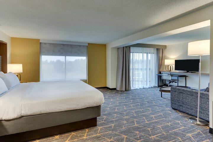Holiday Inn Staunton Conference Center by IHG