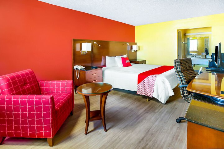 Room 21 of 27