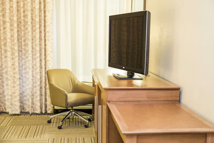 Room 19 of 42