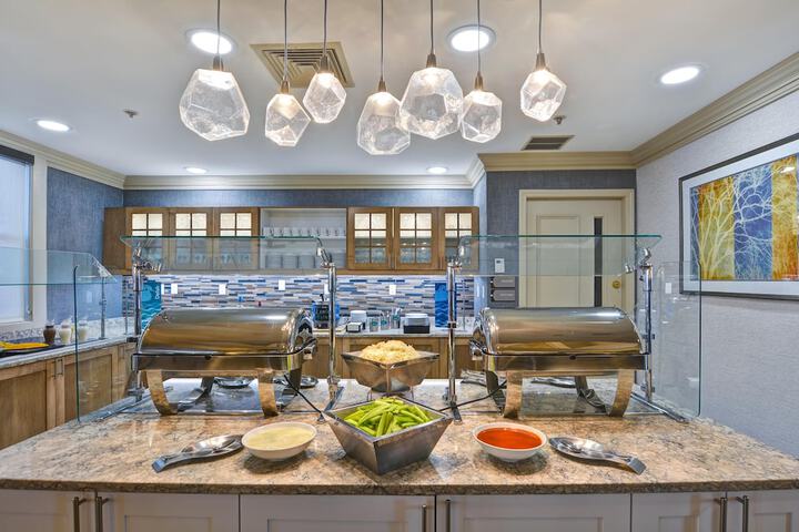 Homewood Suites by Hilton Windsor Locks Hartford