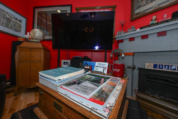 Room 191 of 276