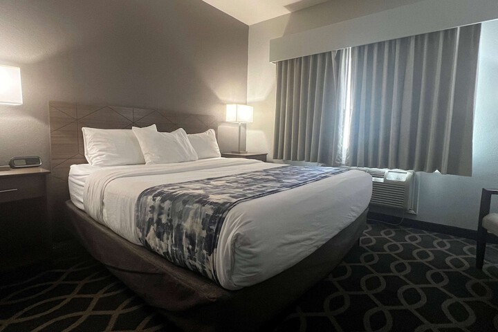 Room 15 of 59