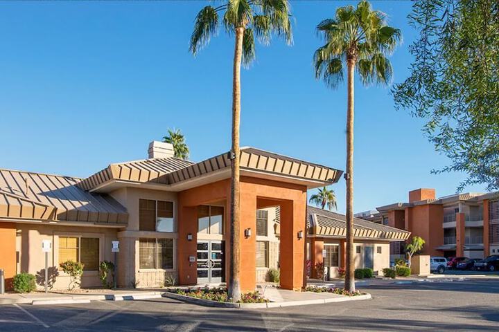 Hotel 14 of 64