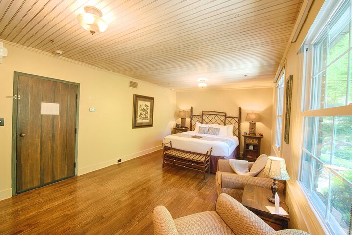 Historic Tapoco Lodge Resort