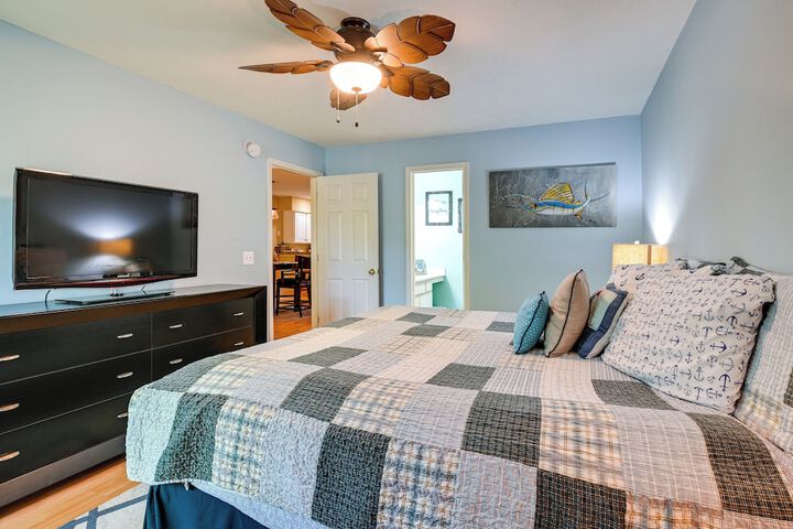 Pawleys Island Vacation Rental on Golf Course!