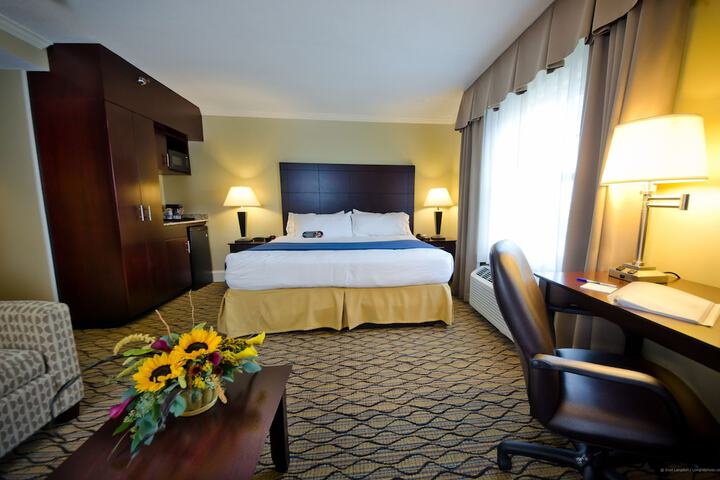Room 40 of 57