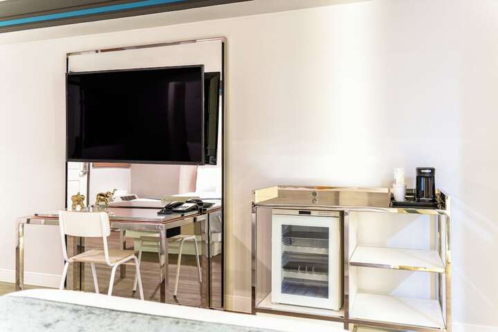 Aspire Inn Studios & Spas