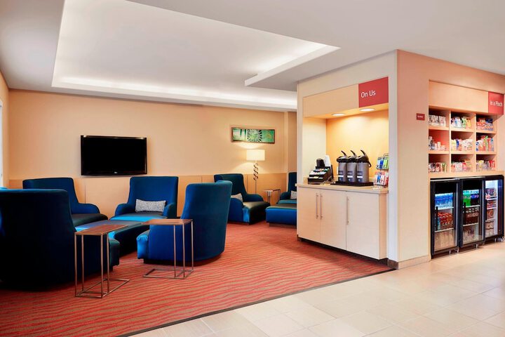 Hotel Interior 10 of 38