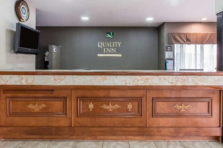 Hotel Interior 7 of 24