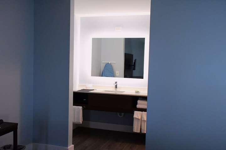Room 50 of 56