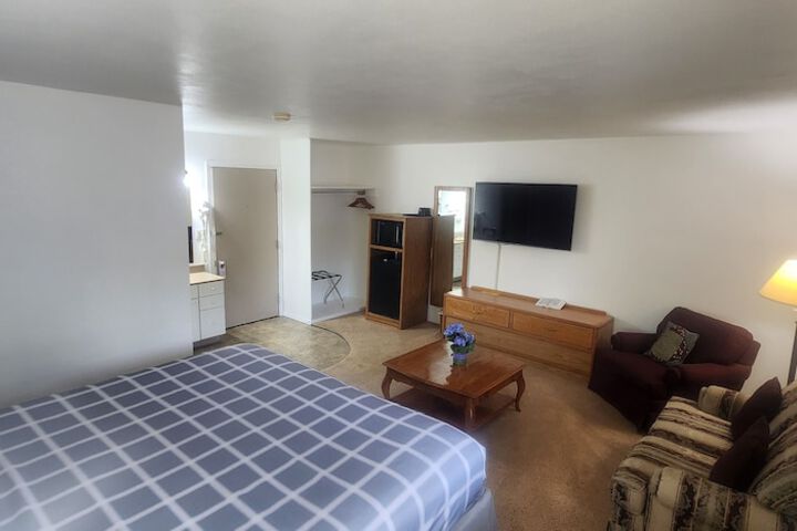 Room 38 of 57