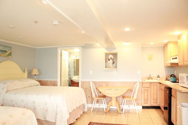 Room 118 of 230