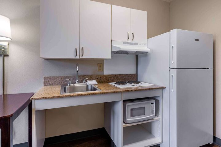 Extended Stay America Suites Edison Raritan Center