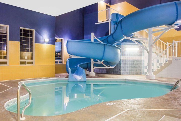 Pool 3 of 33