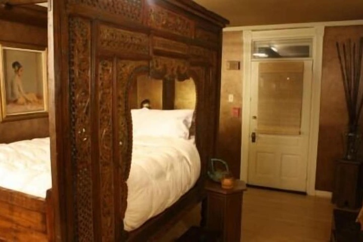 Room 5 of 34