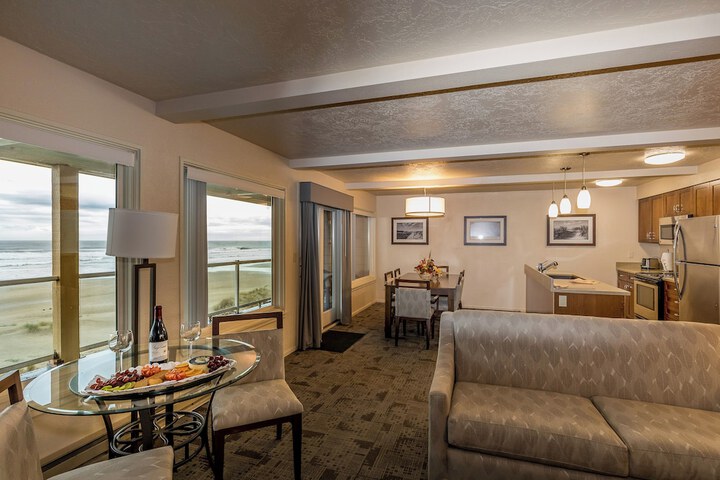 Driftwood Shores Resort & Conference Center