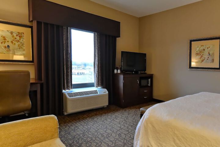 Room 19 of 49