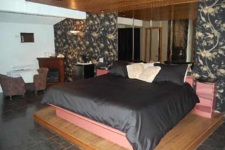 Room 26 of 51