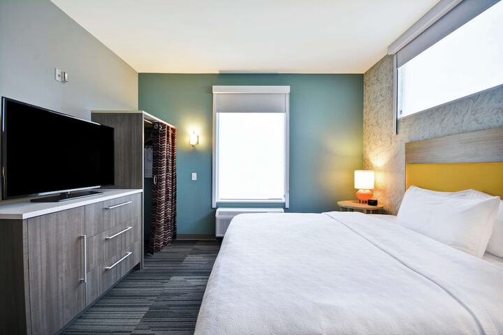 Room 17 of 49