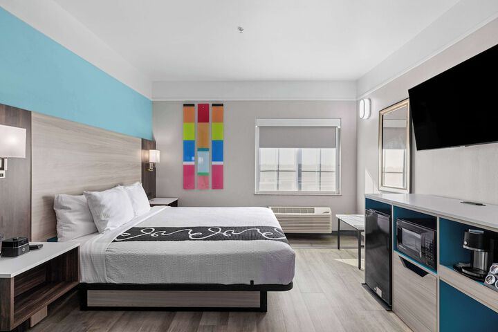 Room 73 of 115