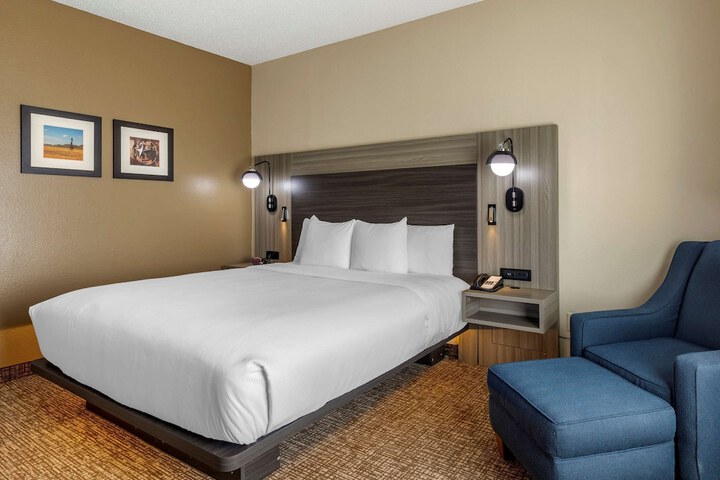 Room 21 of 42