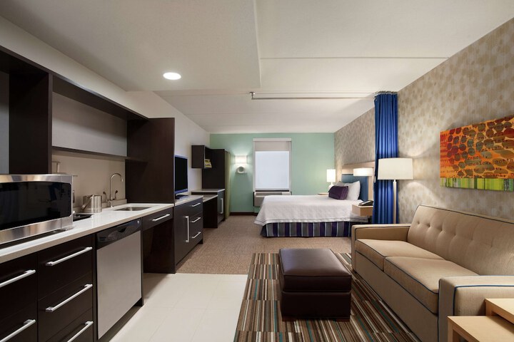 Room 19 of 28
