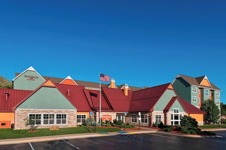 Hotel 2 of 24