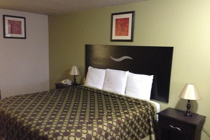 Room 15 of 24