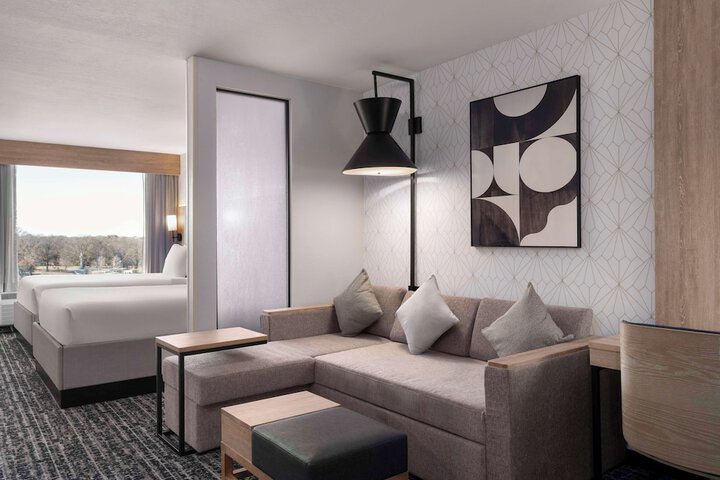 Hyatt Place Kansas City / Overland Park/Metcalf