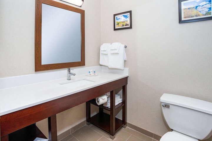 Comfort Inn Naugatuck-Shelton CT
