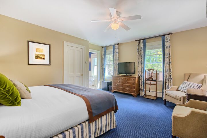 Room 25 of 65